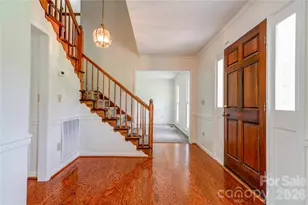 144 Oak Point Dr, Cherryville, NC 28021 - Photo 4