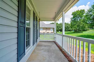 144 Oak Point Dr, Cherryville, NC 28021 - Photo 2
