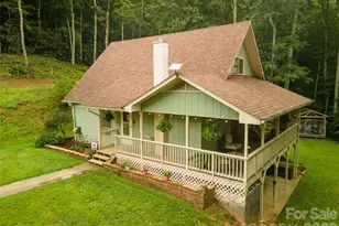 426 Meadowood Ln, Burnsville, NC 28714 - Photo 2