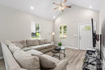 902 4th Street, Spencer, NC 28159 - Photo 4