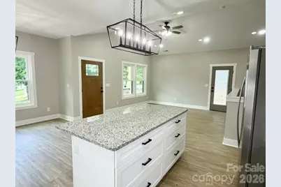 1135 Pinebrook Avenue SE, Valdese, NC 28690 - Photo 12