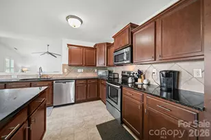 627 Smokehouse Ln, Albemarle, NC 28001 - Photo 16