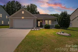 627 Smokehouse Ln, Albemarle, NC 28001 - Photo 2