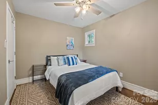 1812 Van Buren Ave, Charlotte, NC 28216 - Photo 22