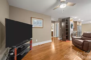 1812 Van Buren Ave, Charlotte, NC 28216 - Photo 14
