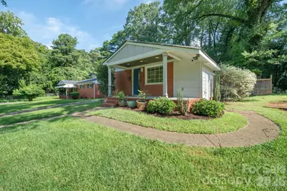1812 Van Buren Avenue, Charlotte, NC 28216 - Photo 2