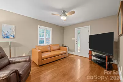 1812 Van Buren Avenue, Charlotte, NC 28216 - Photo 12