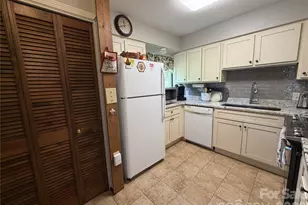 429 Mountains Blvd, Lake Lure, NC 28746 - Photo 4