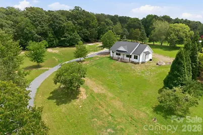417 E 2nd Street, Faith, NC 28041 - Photo 2
