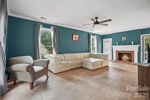 612 Grays Creek Ln, Charlotte, NC 28214 - Photo 4