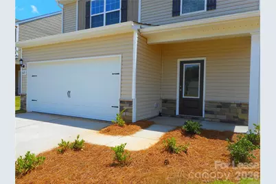 2329 Transatlantic Avenue, Charlotte, NC 28215 - Photo 2