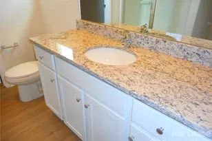 2329 Transatlantic Ave, Charlotte, NC 28215 - Photo 14