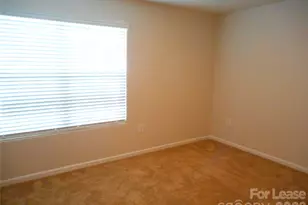 2329 Transatlantic Ave, Charlotte, NC 28215 - Photo 18