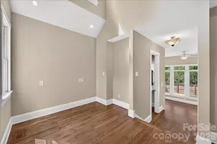 729 Charles Ave, Charlotte, NC 28205 - Photo 8