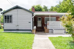 412 1st Ave W, Hendersonville, NC 28739 - Photo 1
