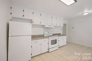 7122 Mallard Creek Rd, Charlotte, NC 28262 - Photo 8