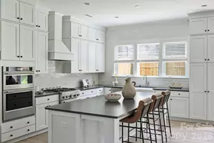 131 S Gregg St, Charlotte, NC 28208 - Photo 10