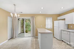 636 Emerald Cove Dr, Charlotte, NC 28262 - Photo 4