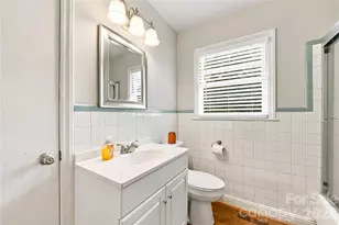 6142 King George Dr, Charlotte, NC 28213 - Photo 18