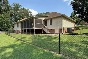 1005 Spring Rock Dr, Salisbury, NC 28146 - Photo 4
