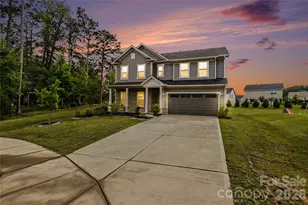 15020 Sycamore Crossing Ct, Charlotte, NC 28278 - Photo 4