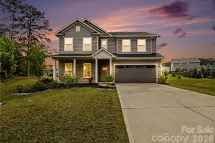 15020 Sycamore Crossing Ct, Charlotte, NC 28278 - Photo 2