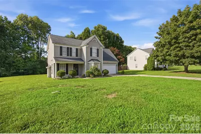109 Clairwood Drive, Mount Holly, NC 28120 - Photo 4