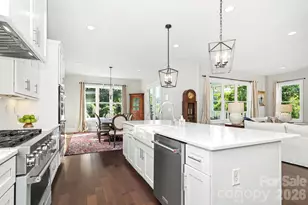 720 E 17th St, Charlotte, NC 28205 - Photo 16