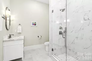 720 E 17th St, Charlotte, NC 28205 - Photo 28