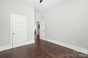 720 E 17th St, Charlotte, NC 28205 - Photo 32
