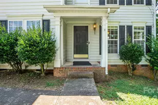 9902 Mattie Ct, Charlotte, NC 28213 - Photo 2