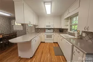 524 Country Club Cir, Shelby, NC 28150 - Photo 10