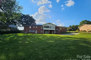 524 Country Club Cir, Shelby, NC 28150 - Photo 40
