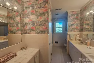 524 Country Club Cir, Shelby, NC 28150 - Photo 24