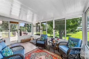 208 Red Birch Ct, Hendersonville, NC 28739 - Photo 16