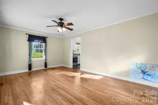 708 E Klutz St, Maiden, NC 28650 - Photo 12