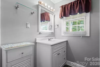 708 E Klutz Street, Maiden, NC 28650 - Photo 20