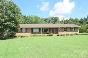 15513 Thompson Rd, Mint Hill, NC 28227 - Photo 2