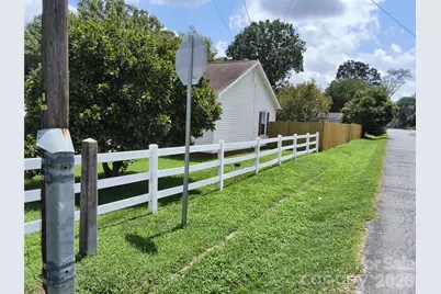 1200 Woodlawn Street, Kannapolis, NC 28083 - Photo 2