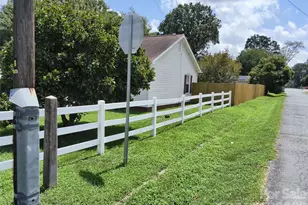 1200 Woodlawn St, Kannapolis, NC 28083 - Photo 2