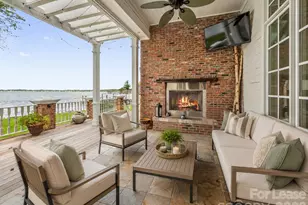 17831 Mollypop Ln, Cornelius, NC 28031 - Photo 4