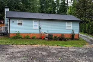 6625 Cool Water Ct, Charlotte, NC 28215 - Photo 10