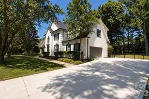 5138 Rotherfield Ct, Charlotte, NC 28277 - Photo 2