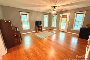 2031 Cam Dr, Morganton, NC 28655 - Photo 20
