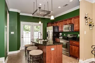 301 Hurston Circle, Charlotte, NC 28208 - Photo 4