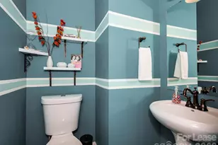 301 Hurston Circle, Charlotte, NC 28208 - Photo 20