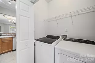 1338 Anthem Ct, Charlotte, NC 28205 - Photo 10