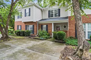 1338 Anthem Ct, Charlotte, NC 28205 - Photo 2