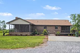 658 Hicks Hill Rd, Lawndale, NC 28090 - Photo 2