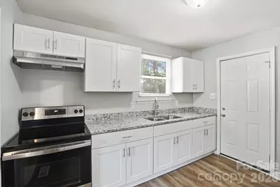 1805 Purser Drive, Charlotte, NC 28215 - Photo 8